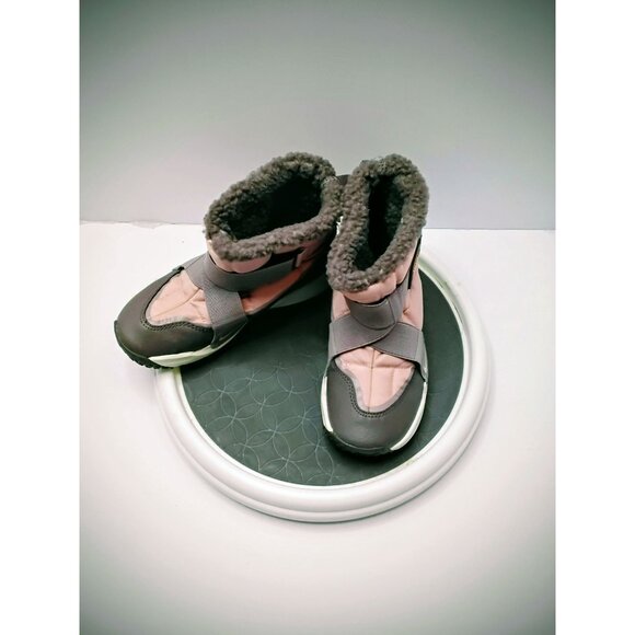 Nike Kids Pink & Grey Insulated Winter Boots US 13.5C With Faux Fur Lining & Rub - Picture 2 of 8